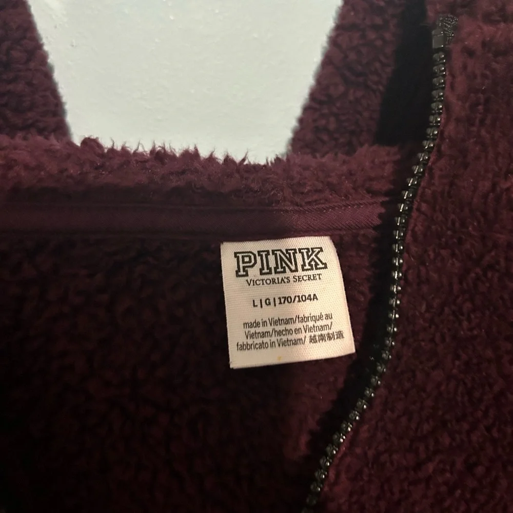 PINK Victoria's Secret Burgundy Cozy Fleece Hoodie 3/4 Zip - Picture 2 of 3